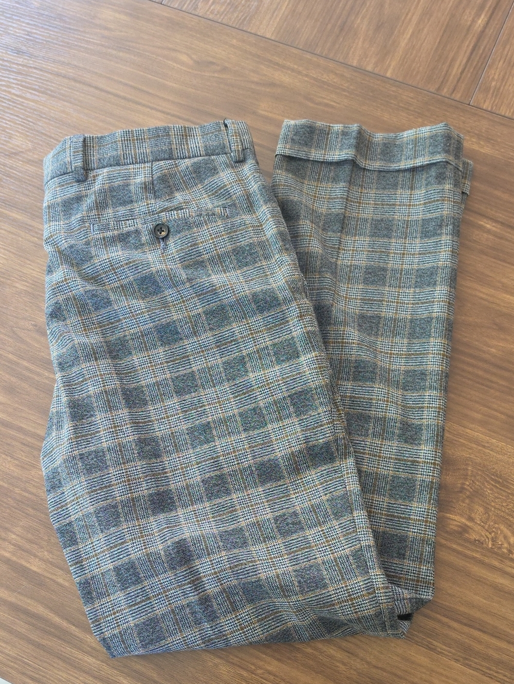 Murano Men's Gray and Tan Plaid Dress Pants Size 34 X 32